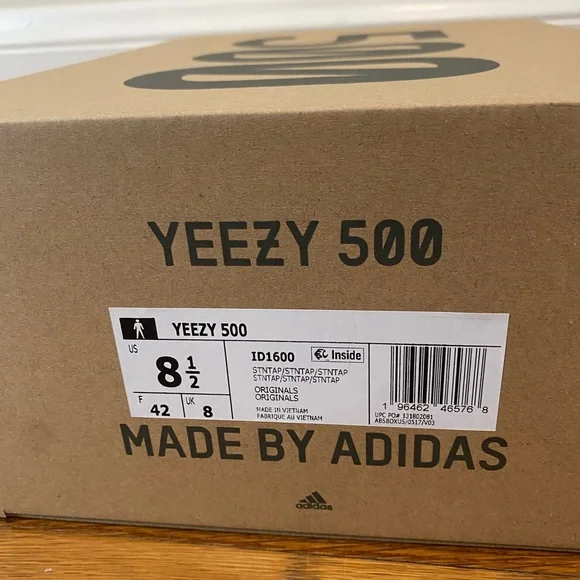 NWT Adidas Yeezy 500 Tan Sneakers with Chunky Design and Adiprene Cushioning - Picture 7 of 8